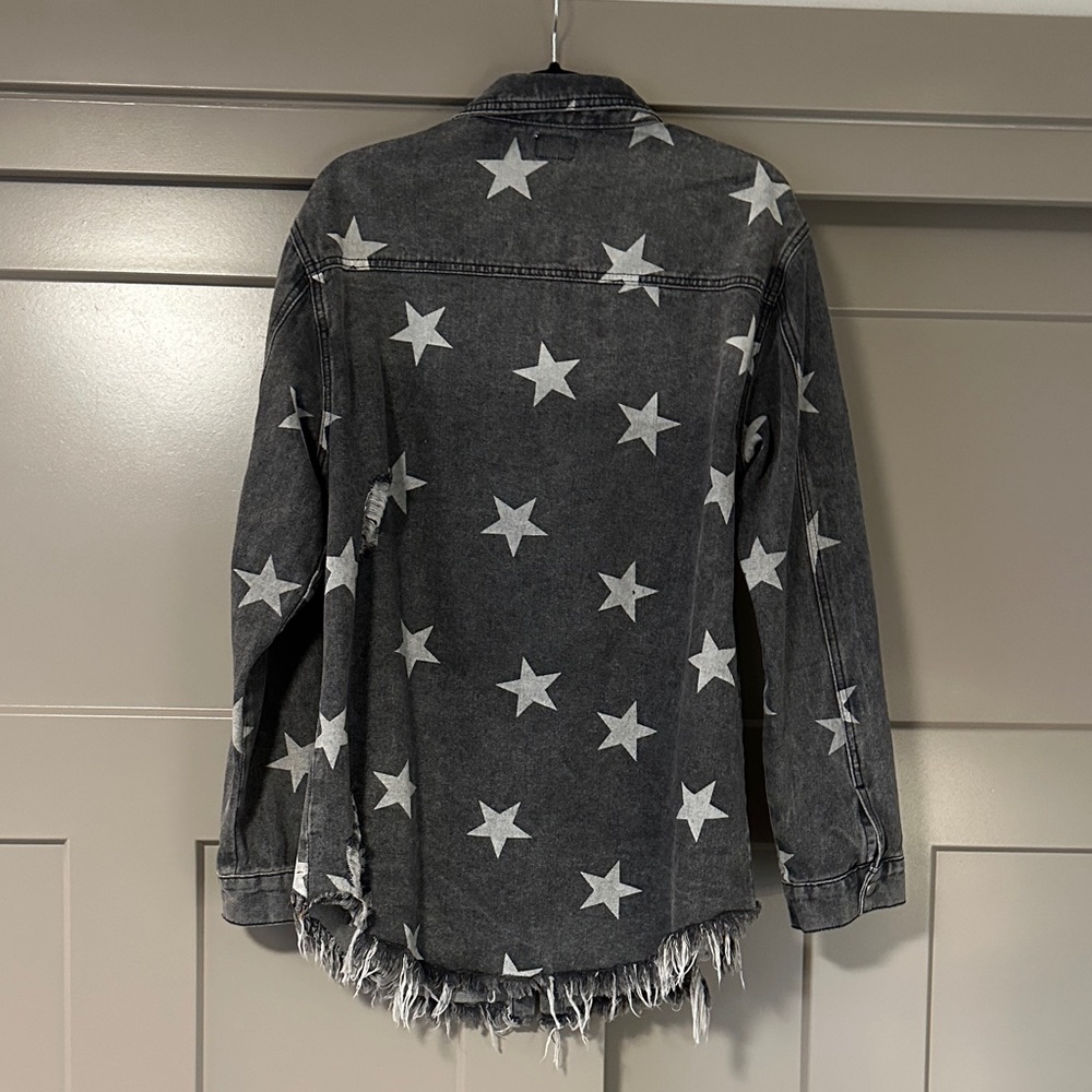 Star Patterned Distressed Denim Jacket - Picture 2 of 6